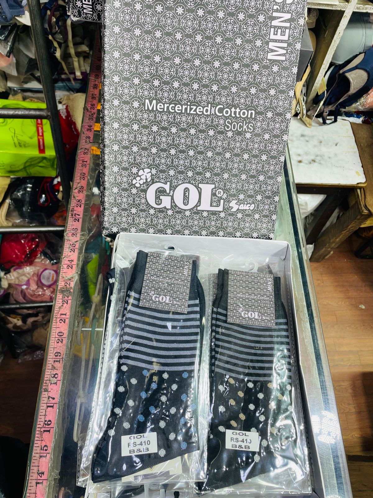 Gol brands cotton mercerized socks.